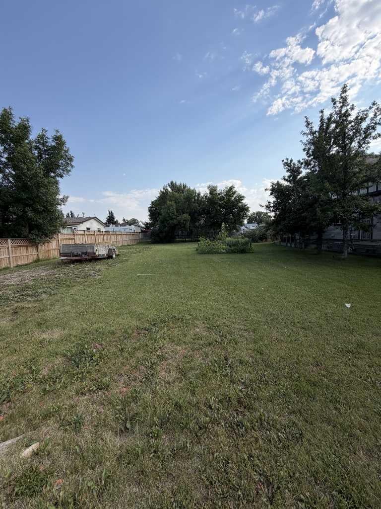 Photo of 188 East 100 South, Raymond, AB T0K 2S0 (MLS # A2338548)