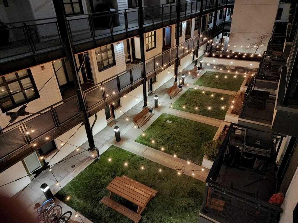 1719 9A Street SW 121