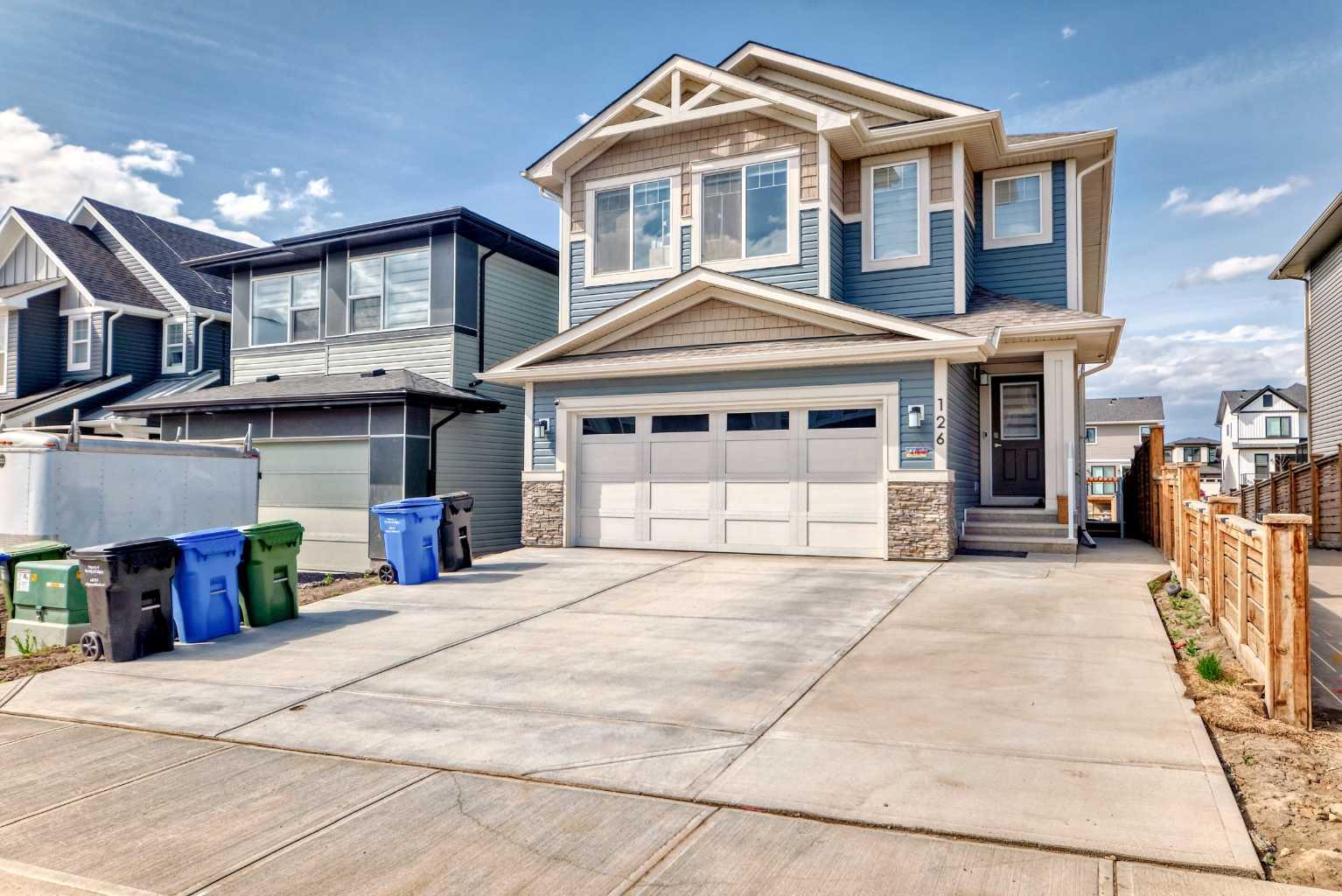 126 Lucas Close NW
