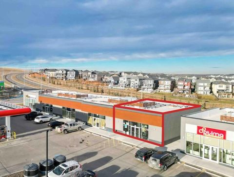 Property photo of 318 Nolanridge Crescent Nw 250, Calgary, AB T3r 1w9