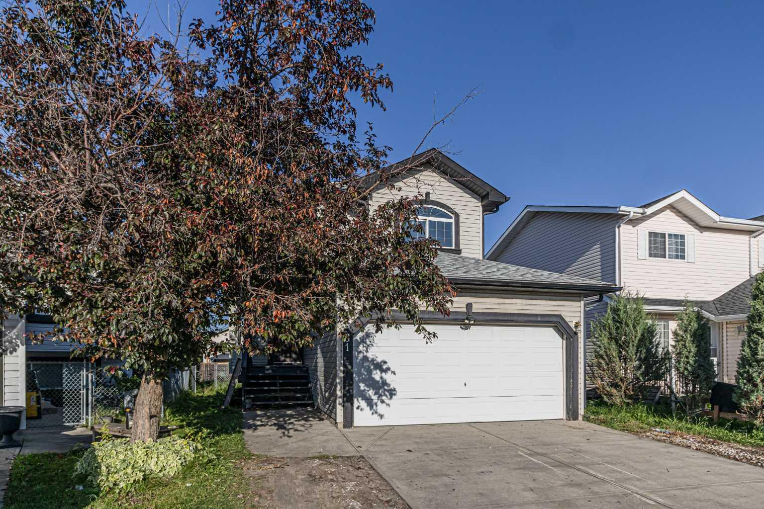 61 Applemont Place SE