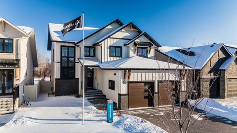 125 Emerald Drive Red Deer AB T4P 3G7