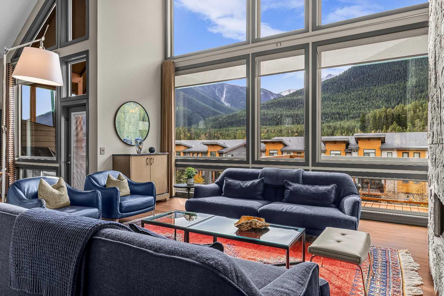 105 Stewart Creek Rise SW 404