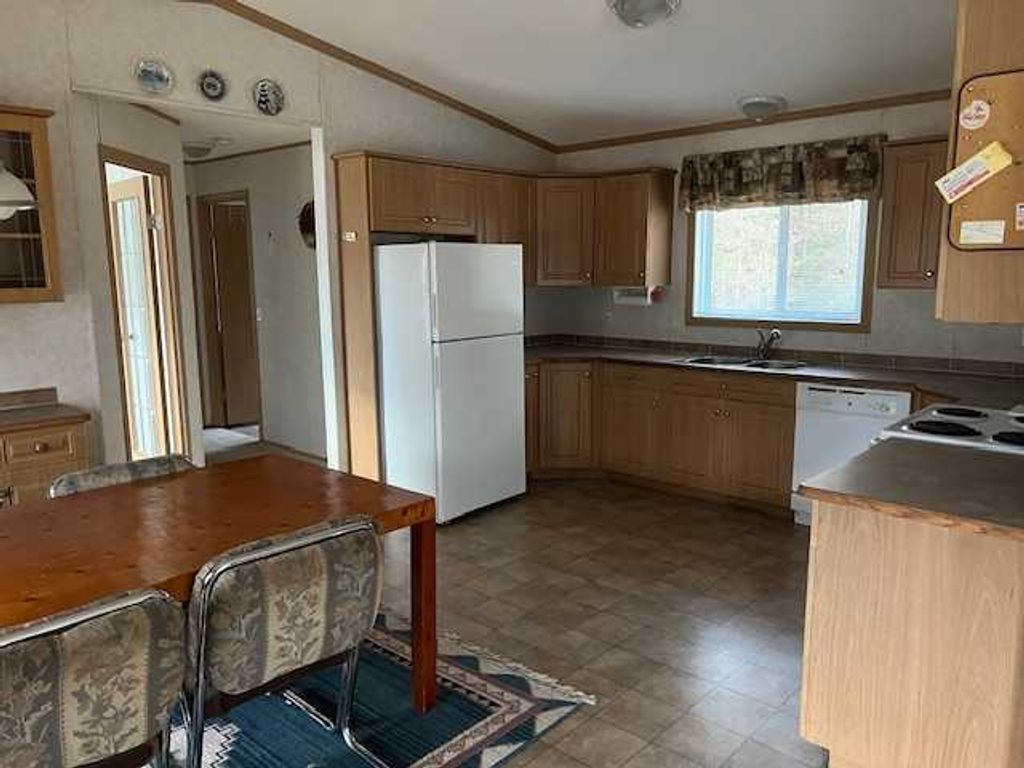 Photo of 40 Railway Avenue, Blue Ridge, AB T0E 0B0 (MLS # A2266829)