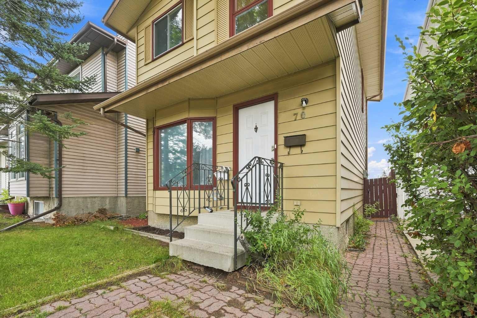 70 Edgeburn Crescent