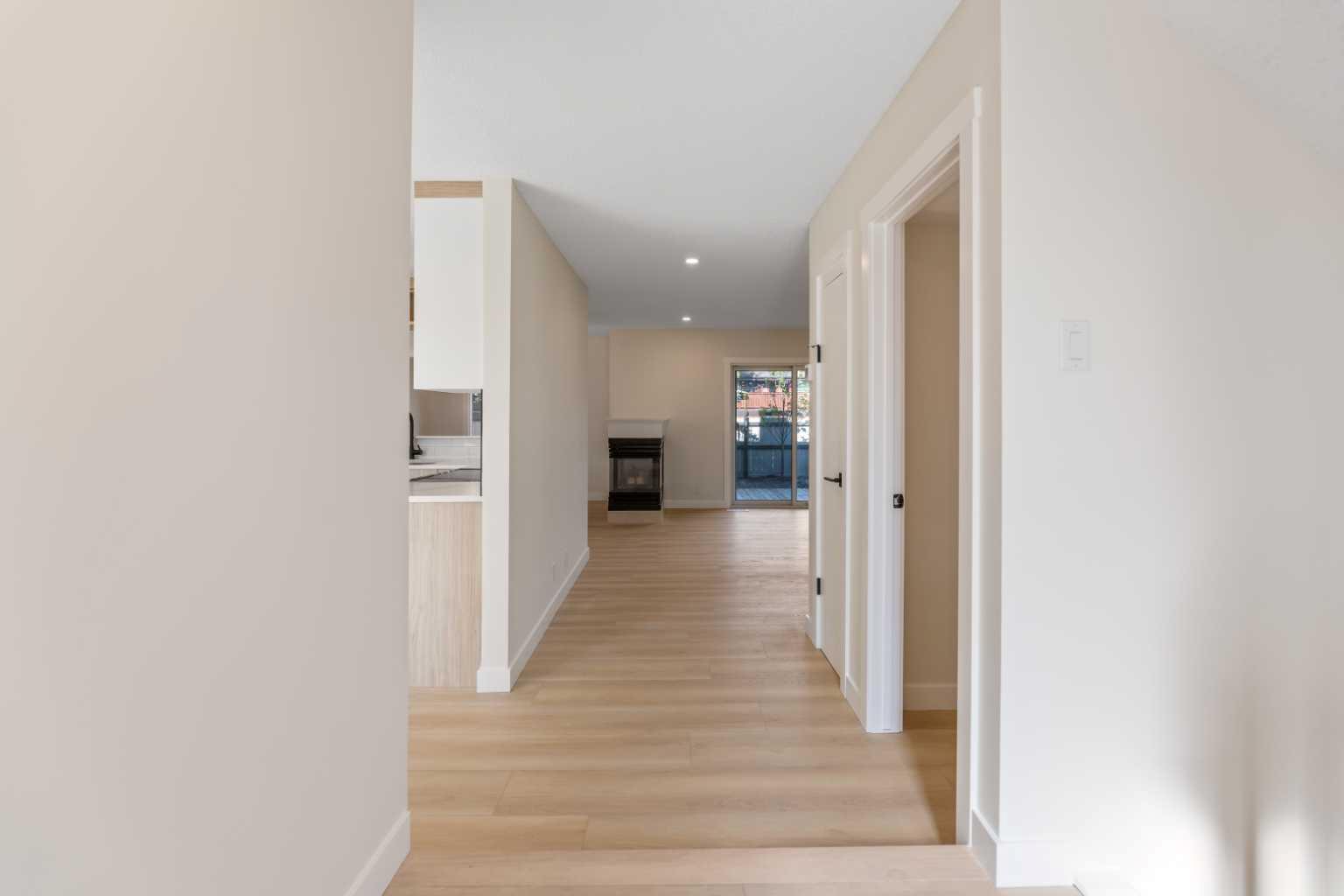 2210 Oakmoor Drive SW 36