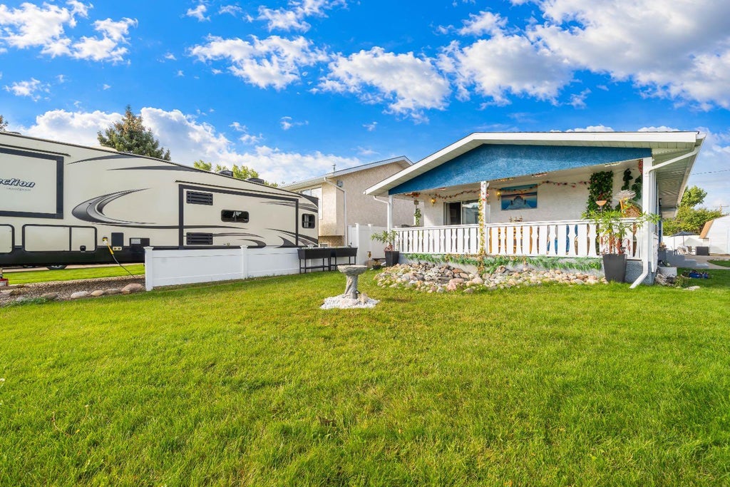 Photo of 402 Main Street S, Redcliff, AB T0J 2P0 (MLS # A2345528)