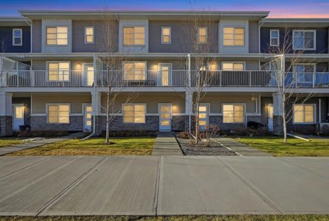 14235 1 Street NW Calgary AB T3P 1Y4