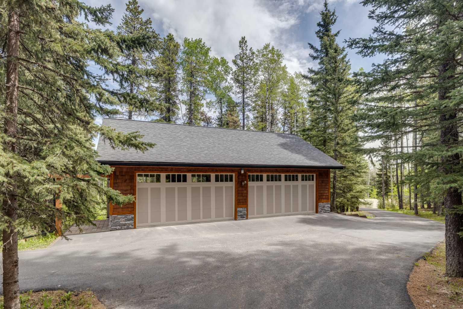 4 Highlands Place