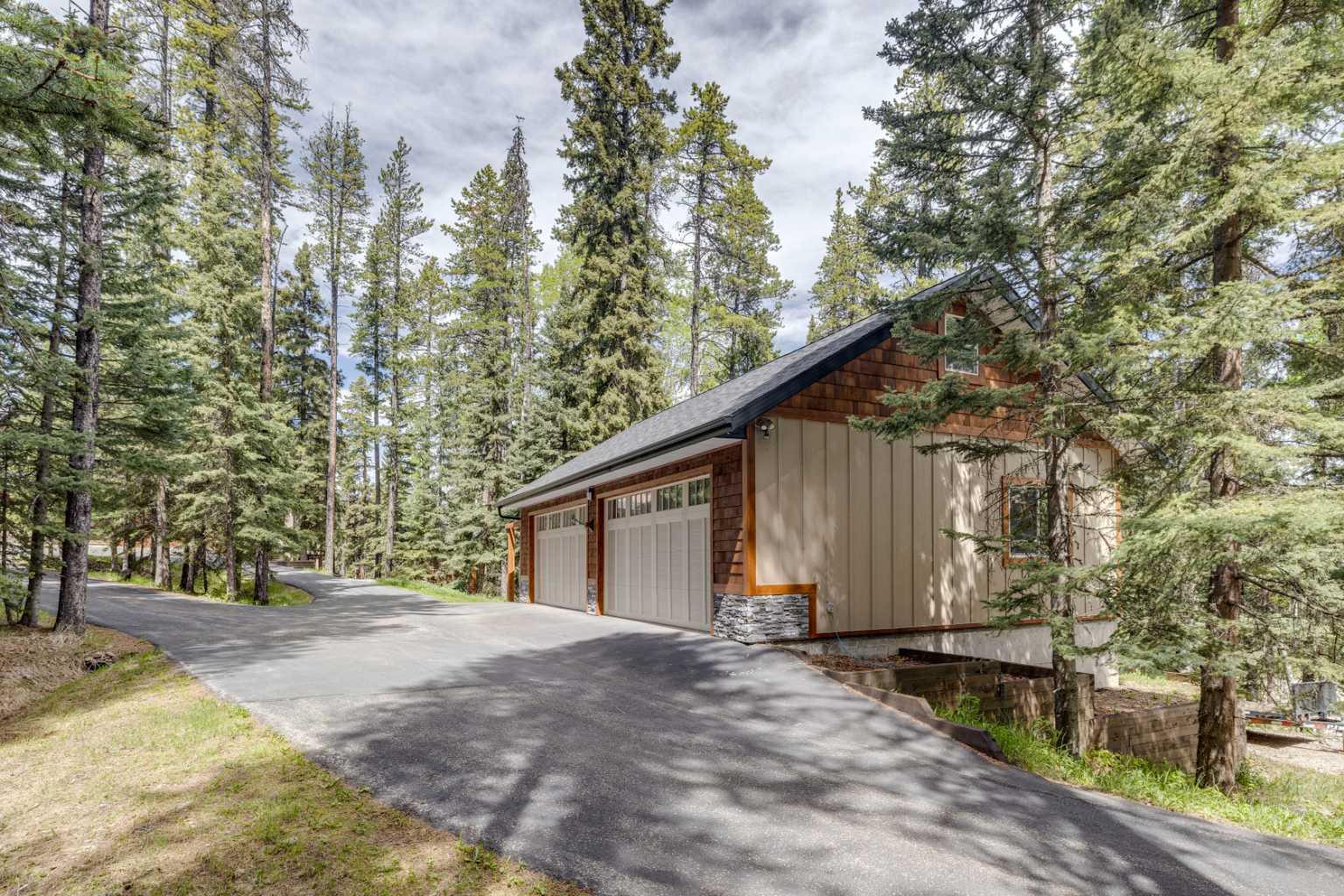 4 Highlands Place