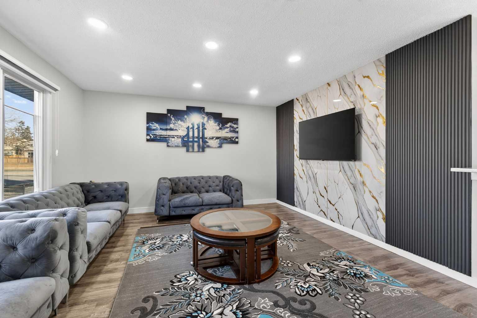 8 Malvern Crescent NE