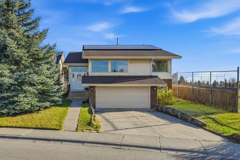 Photo of 88 Woodfield Drive SW, Calgary, AB T2W 3T5 (MLS # A2353826)