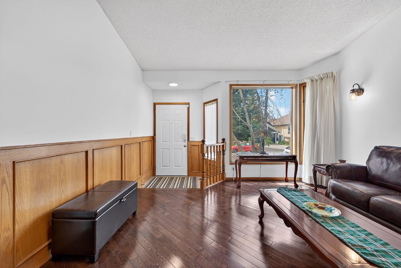 70 Pasadena Gardens NE