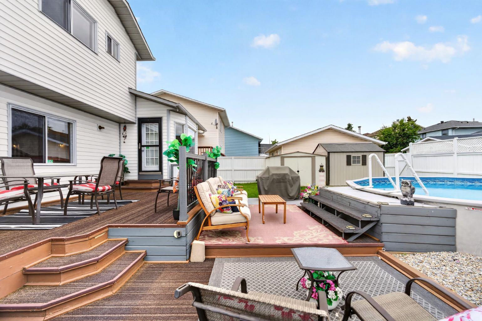 70 Pasadena Gardens NE
