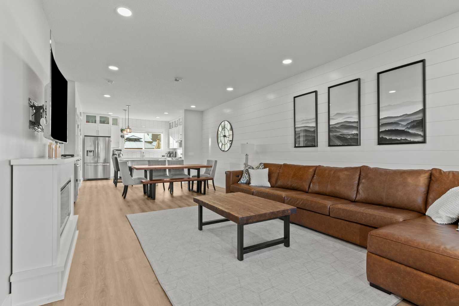 47 Wolf Willow Boulevard SE