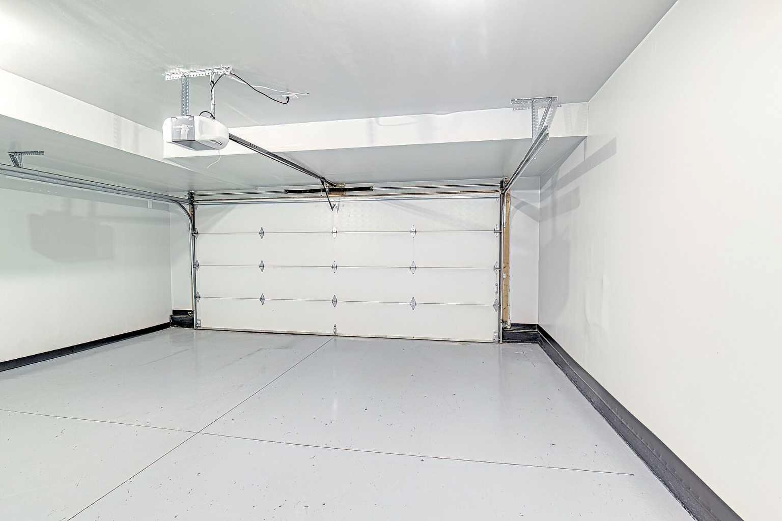 365 Sage Hill Rise NW