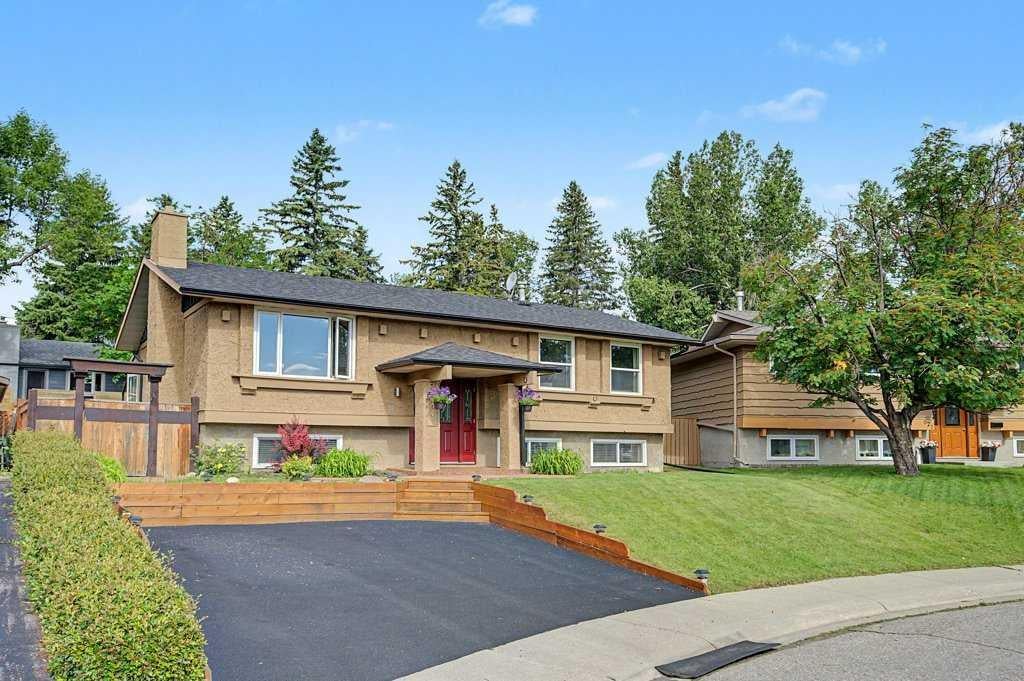 Photo of 623 Cantrell Place SW, Calgary, AB T2W 2E5 (MLS # A2351684)