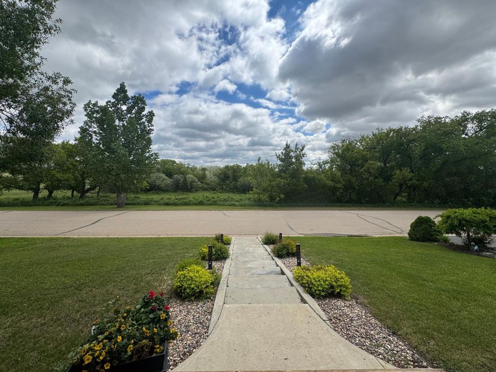 Photo of 5001 45 Street, Sedgewick, AB T0B 0C4 (MLS # A2328282)