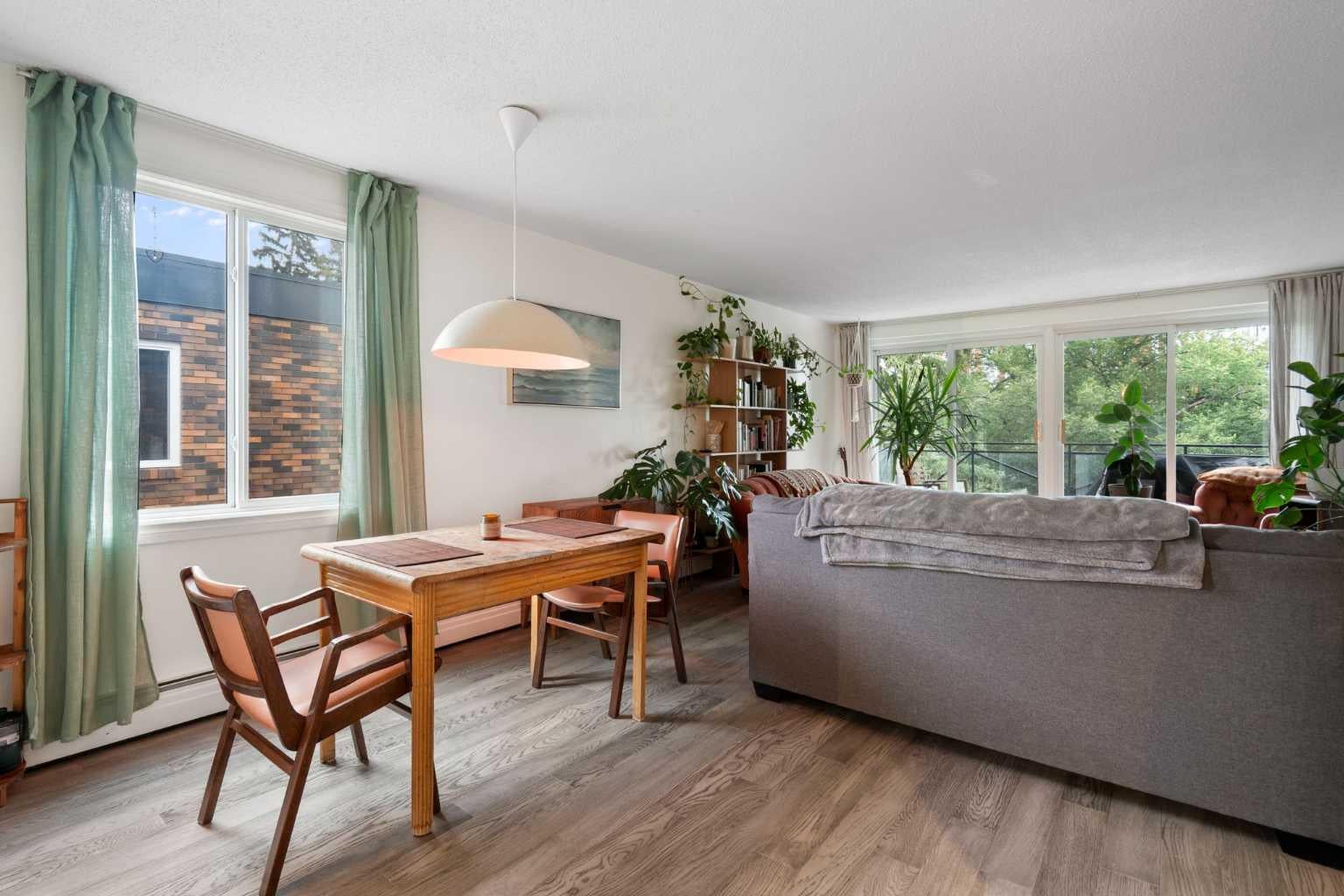 120 24 Avenue SW 401