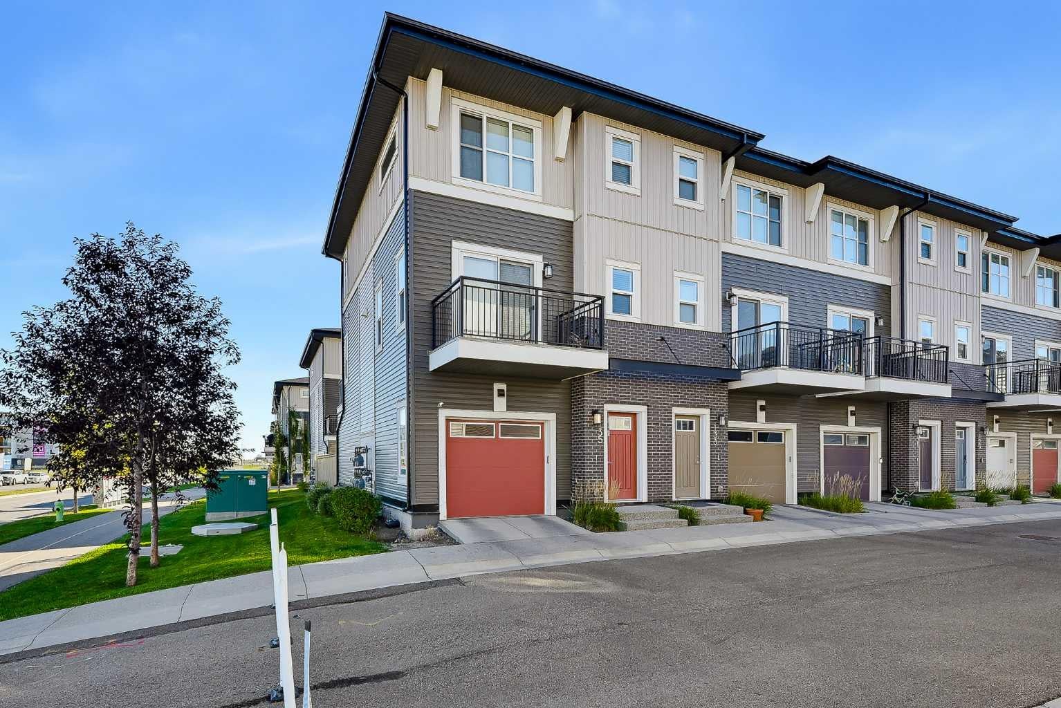 30 Cornerstone Manor NE 135