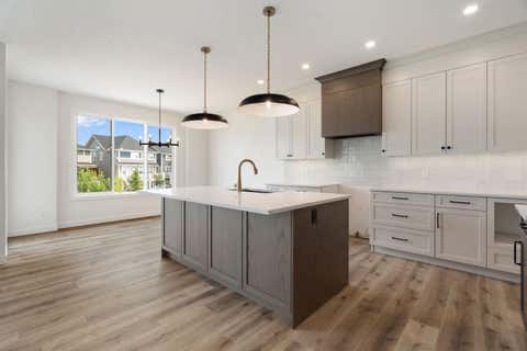 Photo of 116 Sunrise Heath, Cochrane, AB T4C 3C5 (MLS # A2331927)