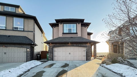 Photo of 78 Cranarch View SE, Calgary, AB T3M 2J3 (MLS # A2320288)