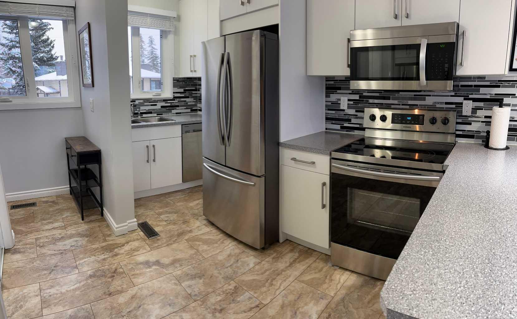 65 Storybook Gardens NW