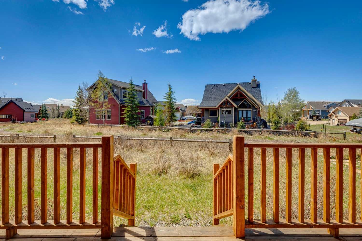 209 Cottageclub Crescent