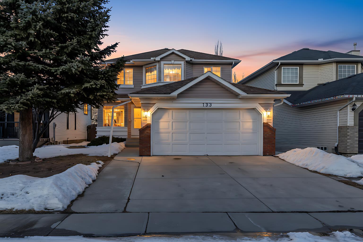 133 Riverview Park SE