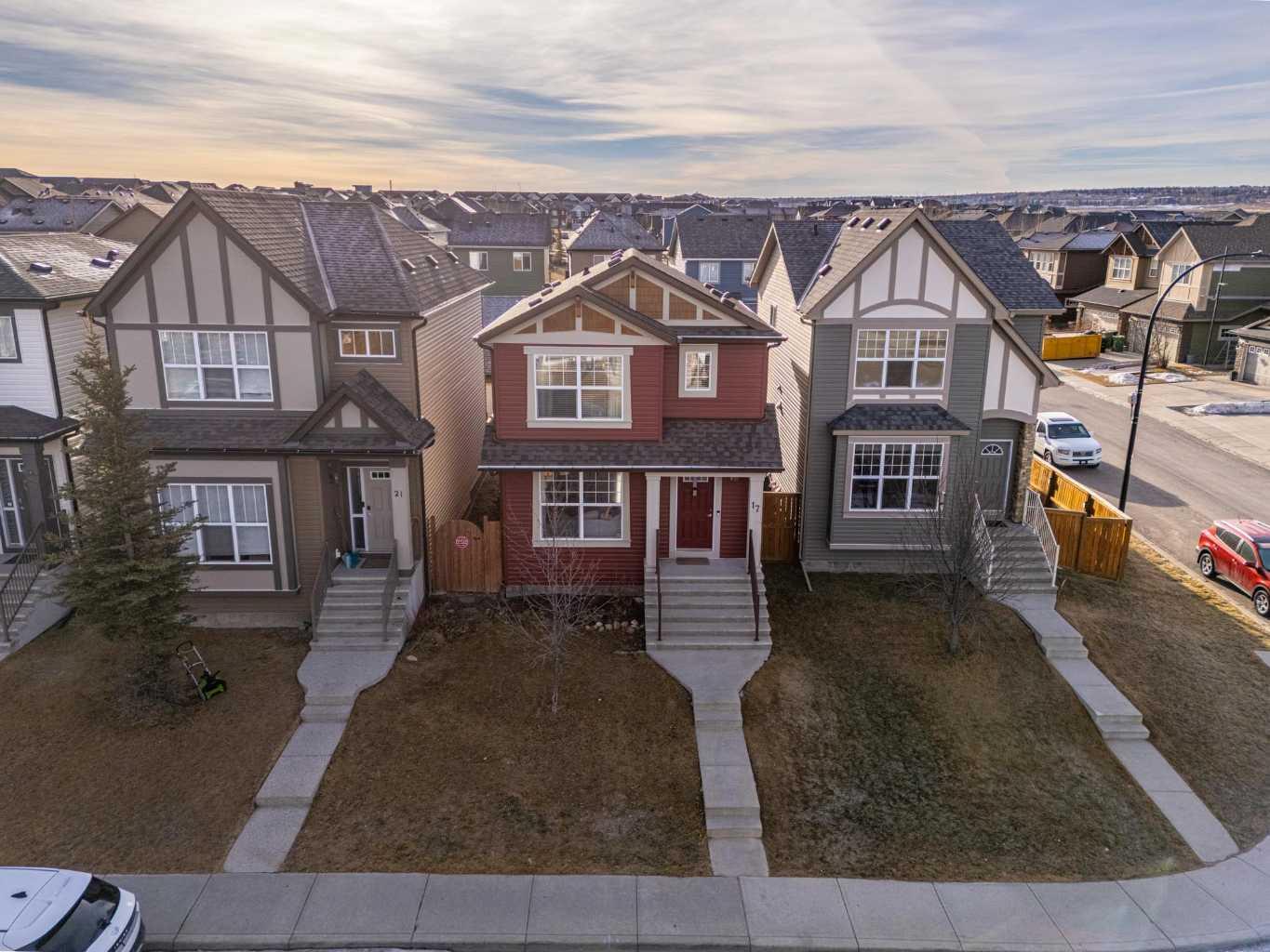 17 Evansridge Circle NW