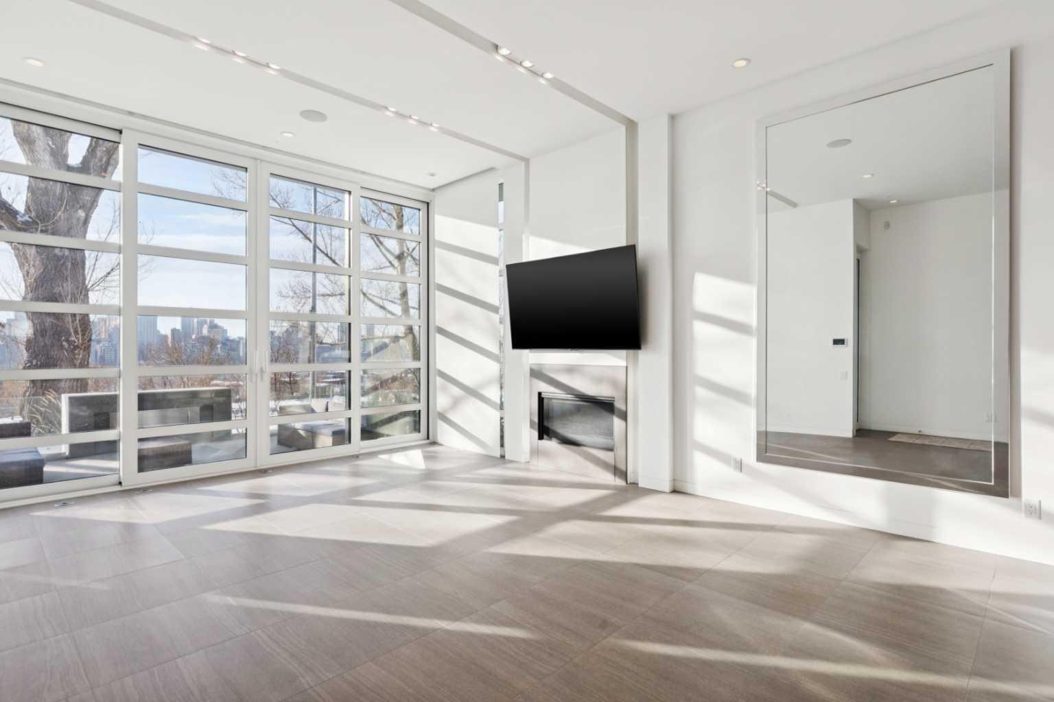 530 Crescent Road NW