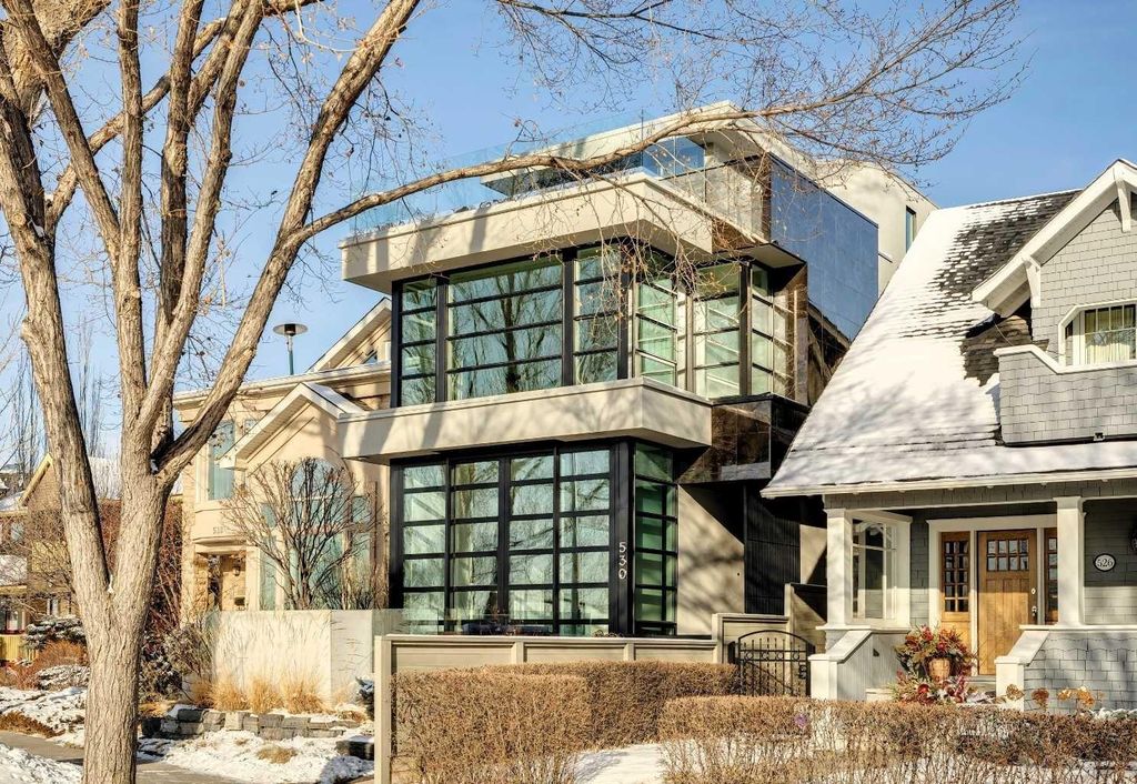 Photo of 530 Crescent Road NW, Calgary, AB T2M 4A5 (MLS # A2281135)