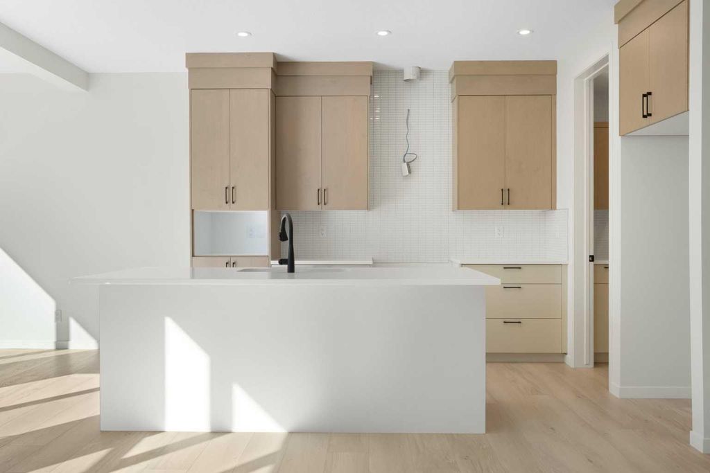 Photo of 17 Marmot Passage NW, Calgary, AB T3R 2J3 (MLS # A2286402)