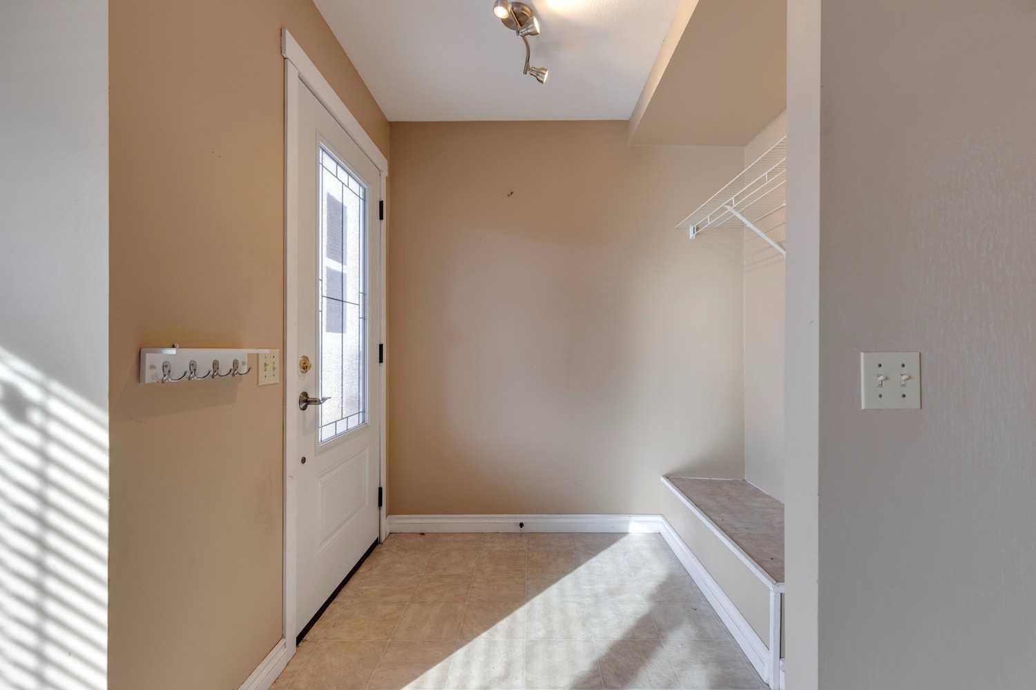 16 Abalone Crescent NE