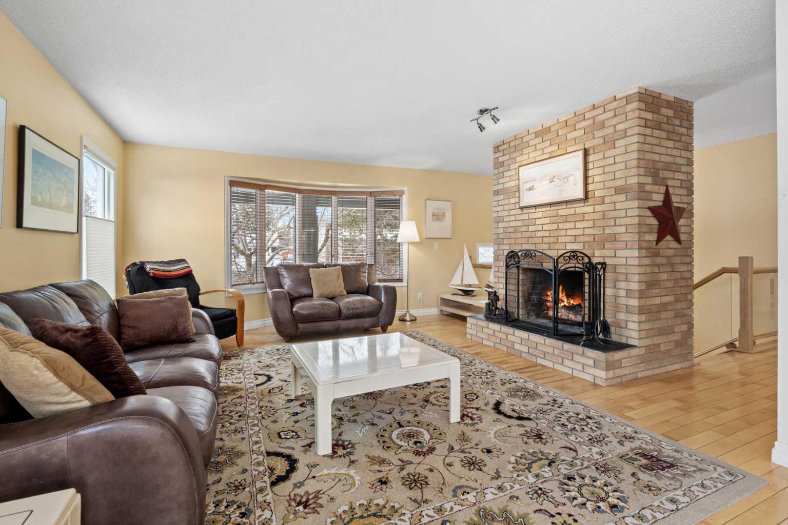 660 Oakwood Place SW