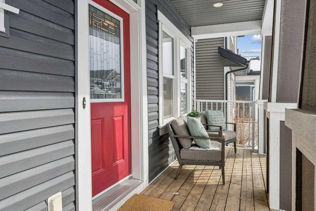 Photo of 339 Fireside Place, Cochrane, AB T4C 0R5 (MLS # A2291891)