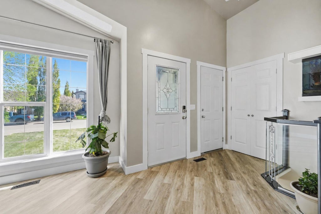 Photo of 206 Highwood Village Place NW, High River, AB T1V 1V9 (MLS # A2340365)