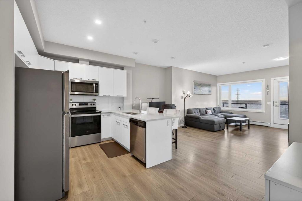 Photo of 214 Sherwood Square NW #313, Calgary, AB T3R 1T6 (MLS # A2283106)