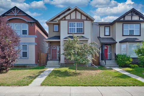 Photo of 46 Autumn Crescent SE, Calgary, AB T3M 0P5 (MLS # A2290983)