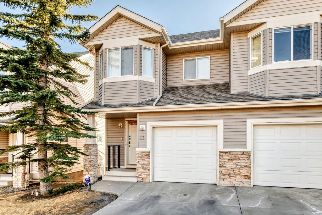Photo of 21 Royal Oak Gardens NW, Calgary, AB T3G 5S5 (MLS # A2287563)