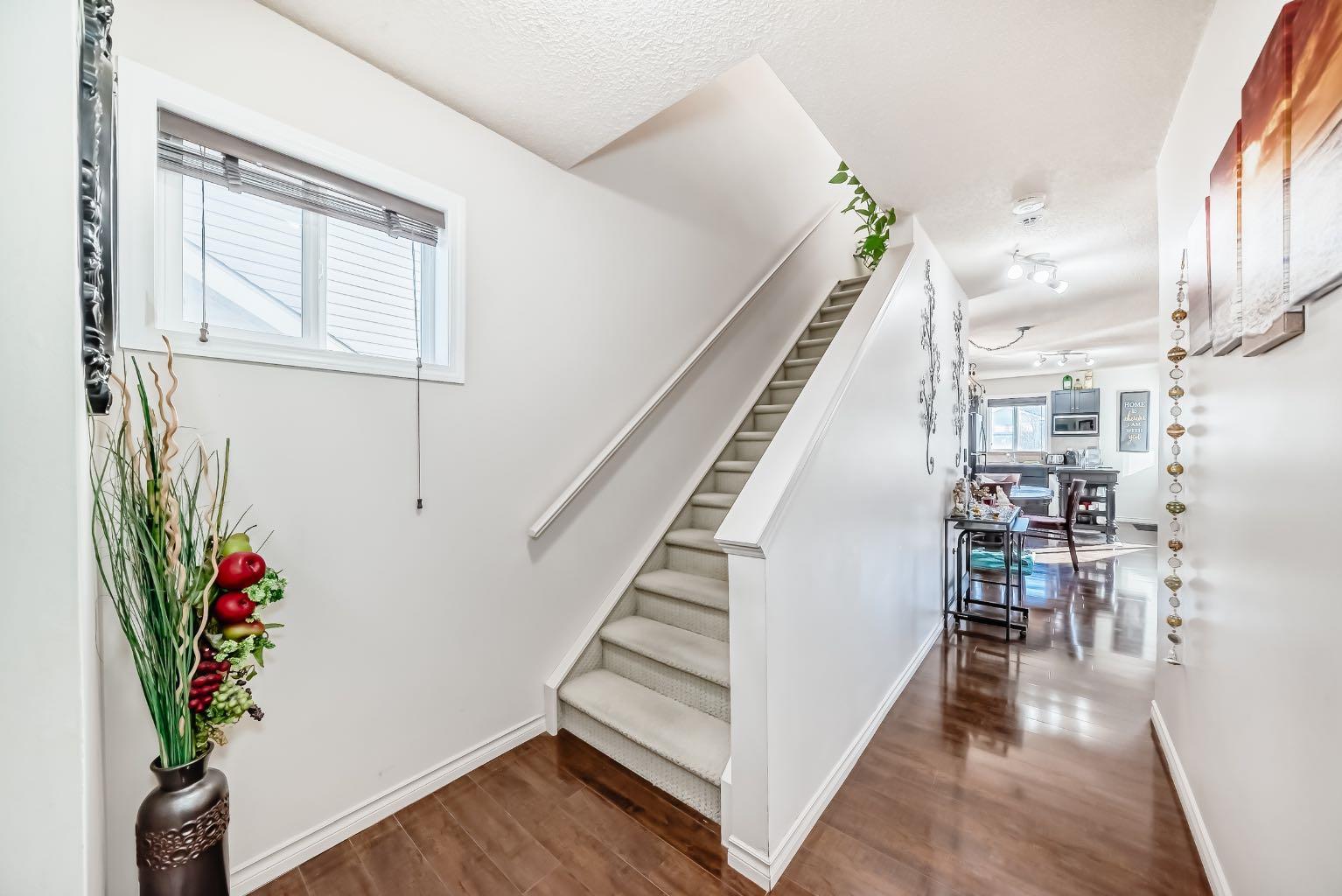 21 Royal Oak Gardens NW