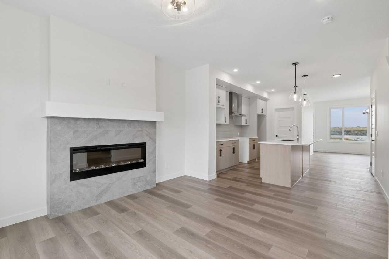 174 Lanark Gate SE