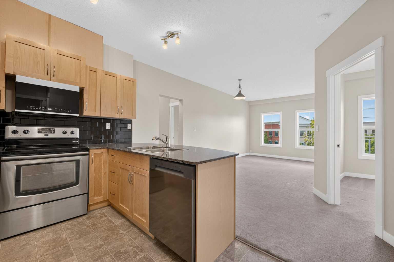 5605 Henwood Street SW 4209