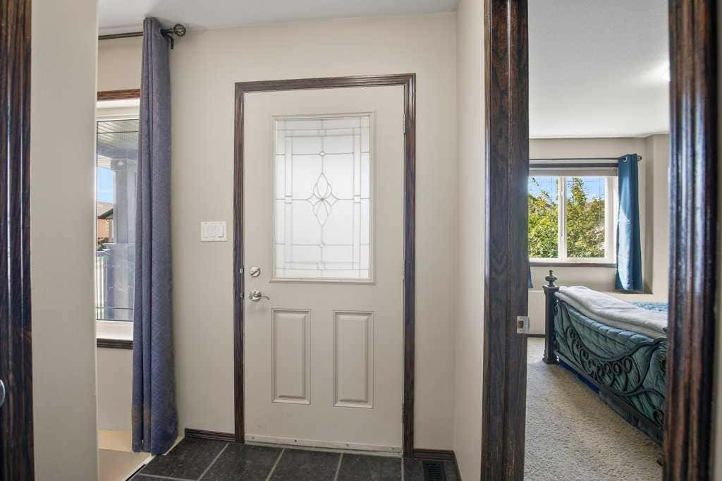 Photo of 22 Valley Crescent, Blackfalds, AB T4M 0K1 (MLS # A2338313)