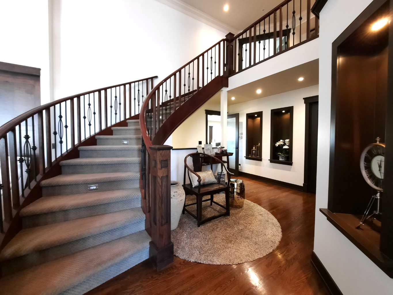 16021 Mckenzie Lake Way SE