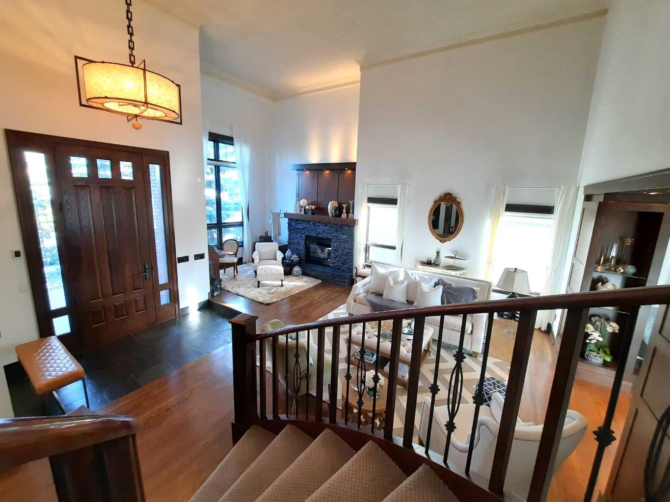 16021 Mckenzie Lake Way SE