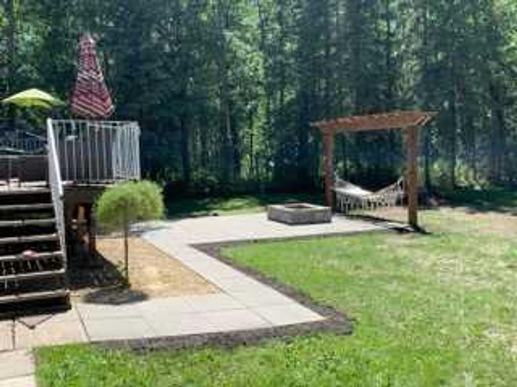 Photo of 14 Parkland Crescent, Parkland Beach, AB T0C 2J0 (MLS # A2288829)