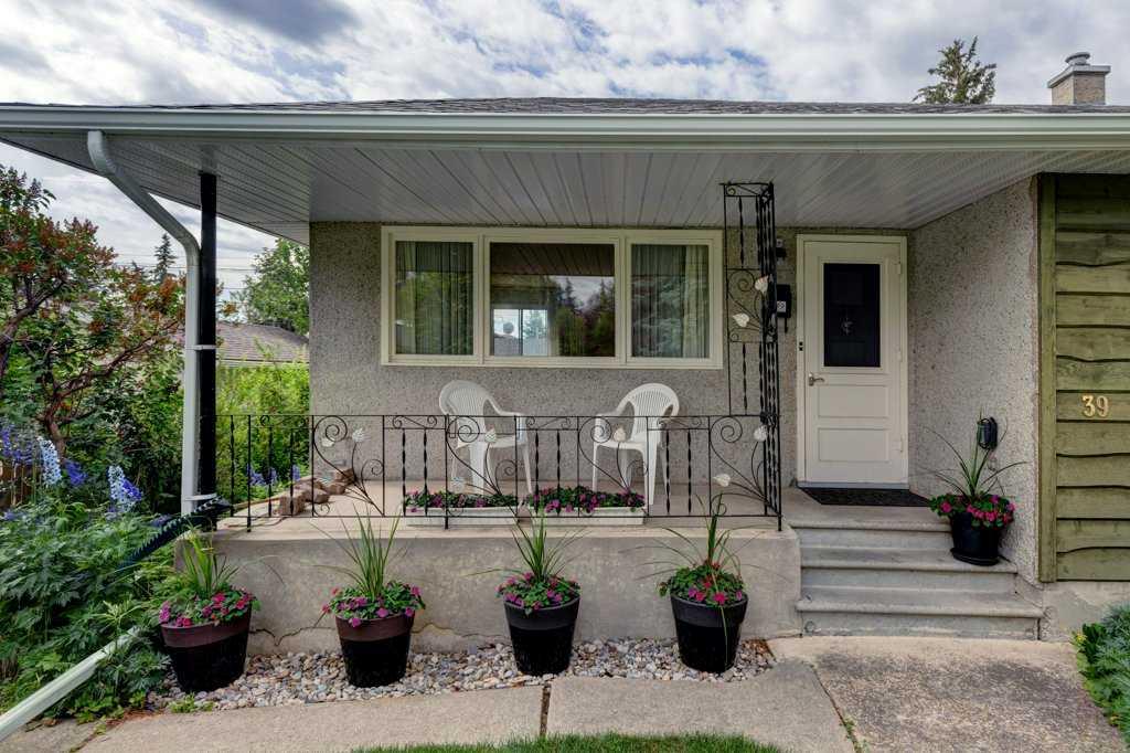 39 Gladys Ridge Road SW