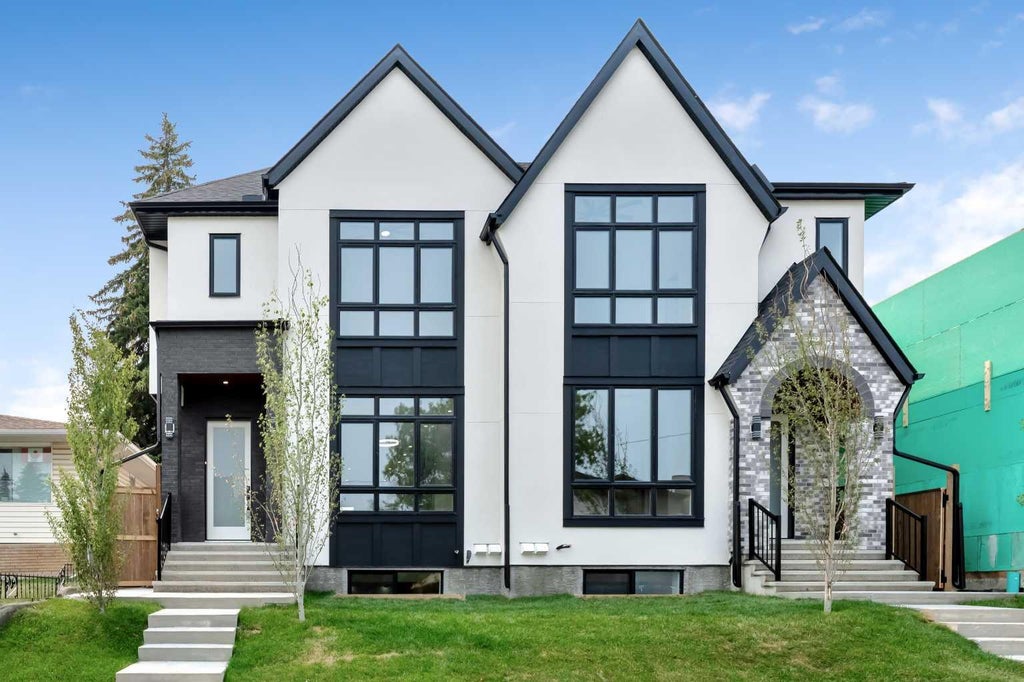 Photo of 2433 23 Street NW, Calgary, AB T2M 3Y3 (MLS # A2346432)