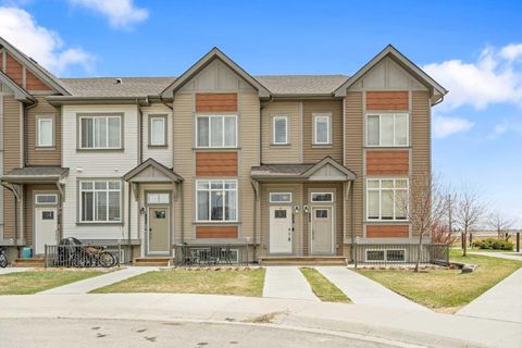 Photo of 205 Copperstone Park SE, Calgary, AB T2Z 5E4 (MLS # A2305692)